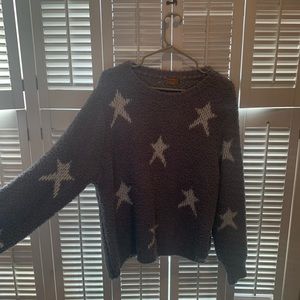GREY STAR SWEATER